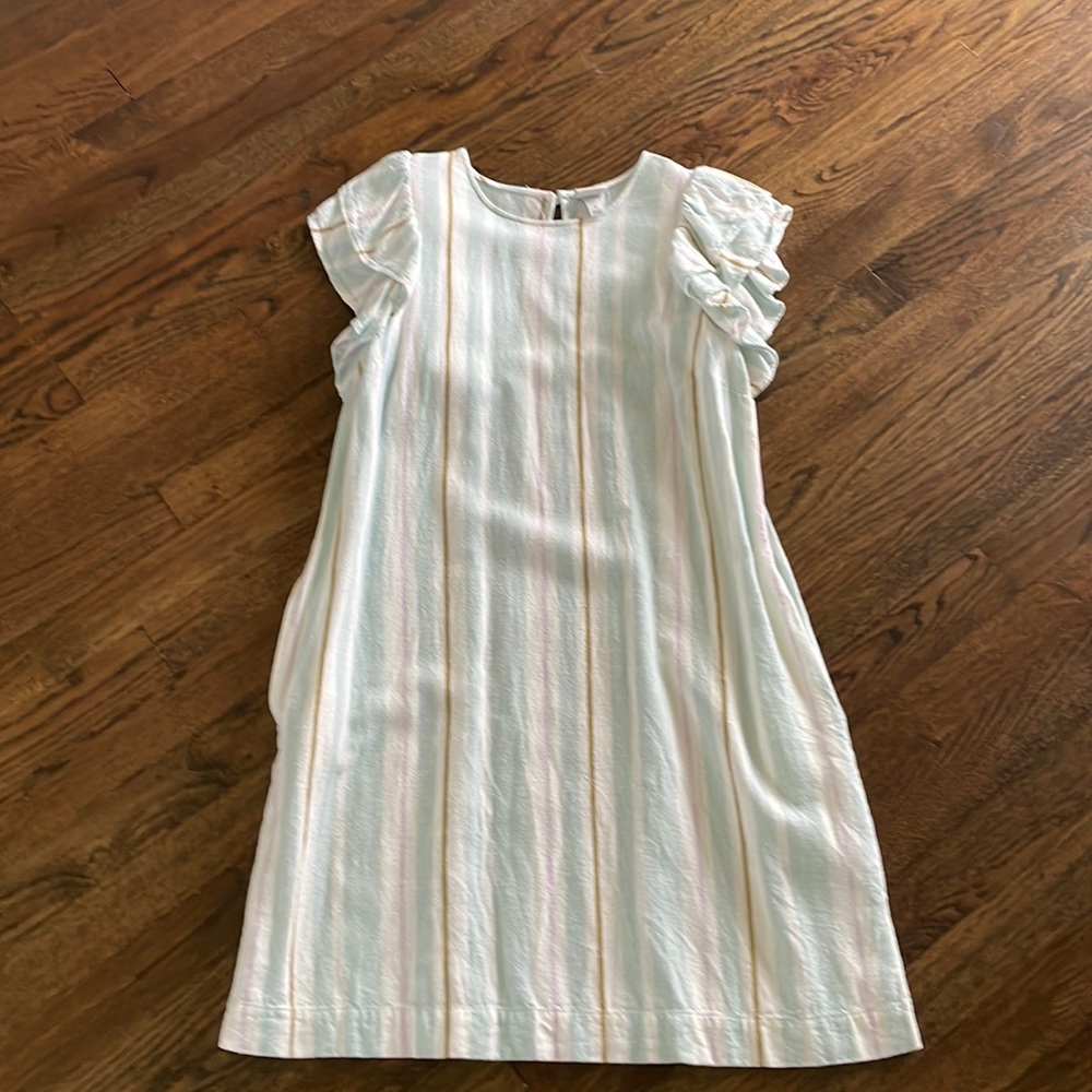 Size small striped dress 55% linen 45% Rayon